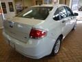 White Suede - Focus SE Sedan Photo No. 2