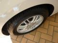 White Suede - Focus SE Sedan Photo No. 7
