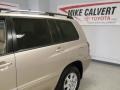 2004 Vintage Gold Metallic Toyota Highlander I4  photo #7