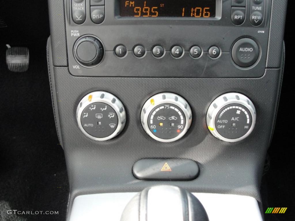 2007 Nissan 350Z Coupe Controls Photo #42507027