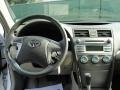 Super White - Camry LE Photo No. 35