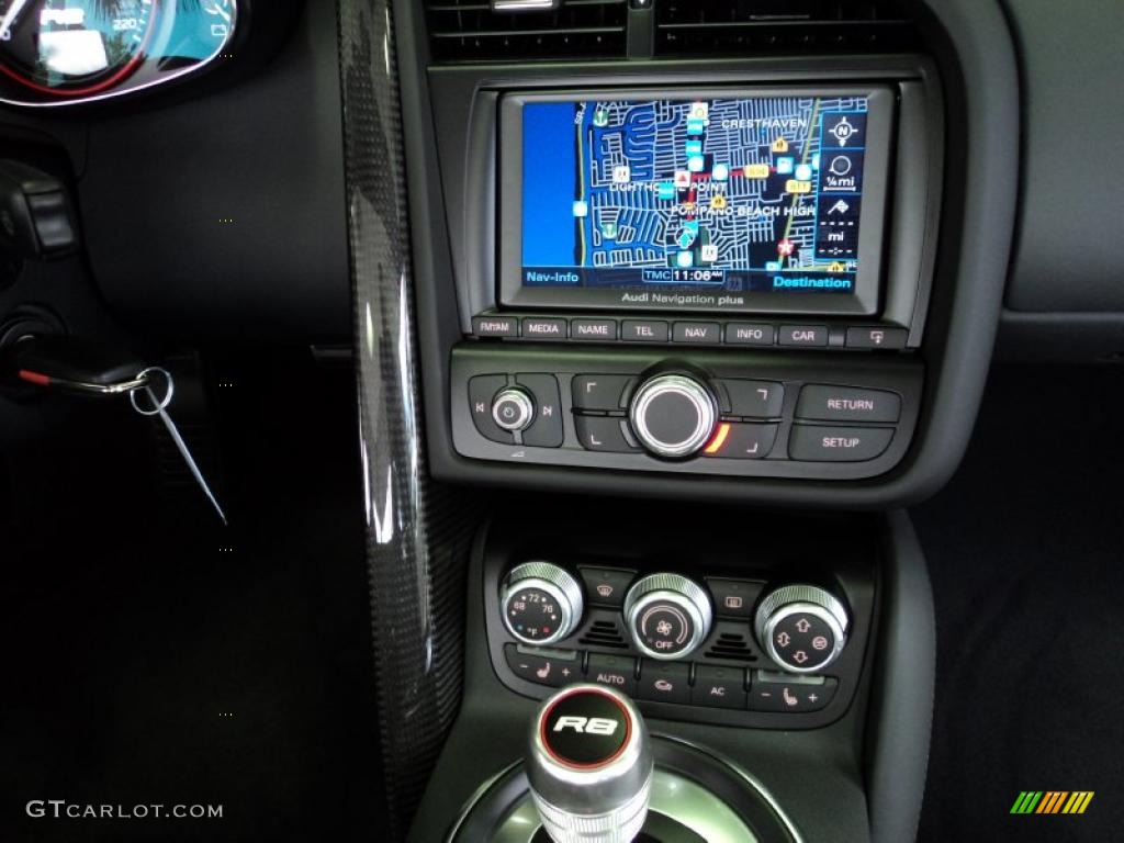 2011 Audi R8 Spyder 5.2 FSI quattro Navigation Photo #42511419