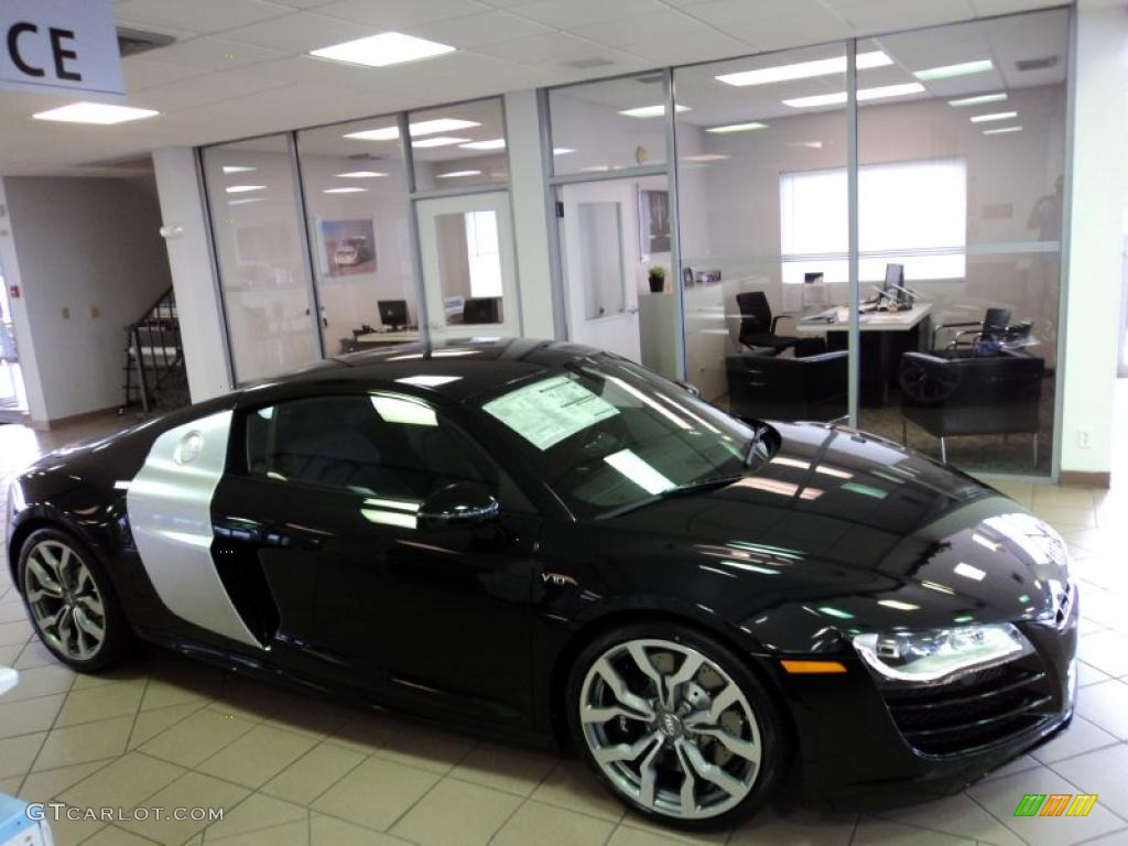 2011 R8 5.2 FSI quattro - Phantom Black Pearl Effect / Black Fine Nappa Leather photo #6