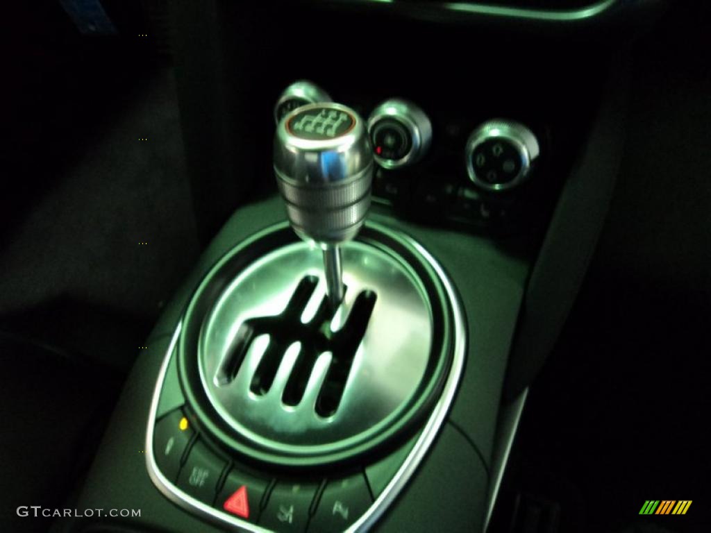 2011 Audi R8 5.2 FSI quattro 6 Speed Manual Transmission Photo #42512627
