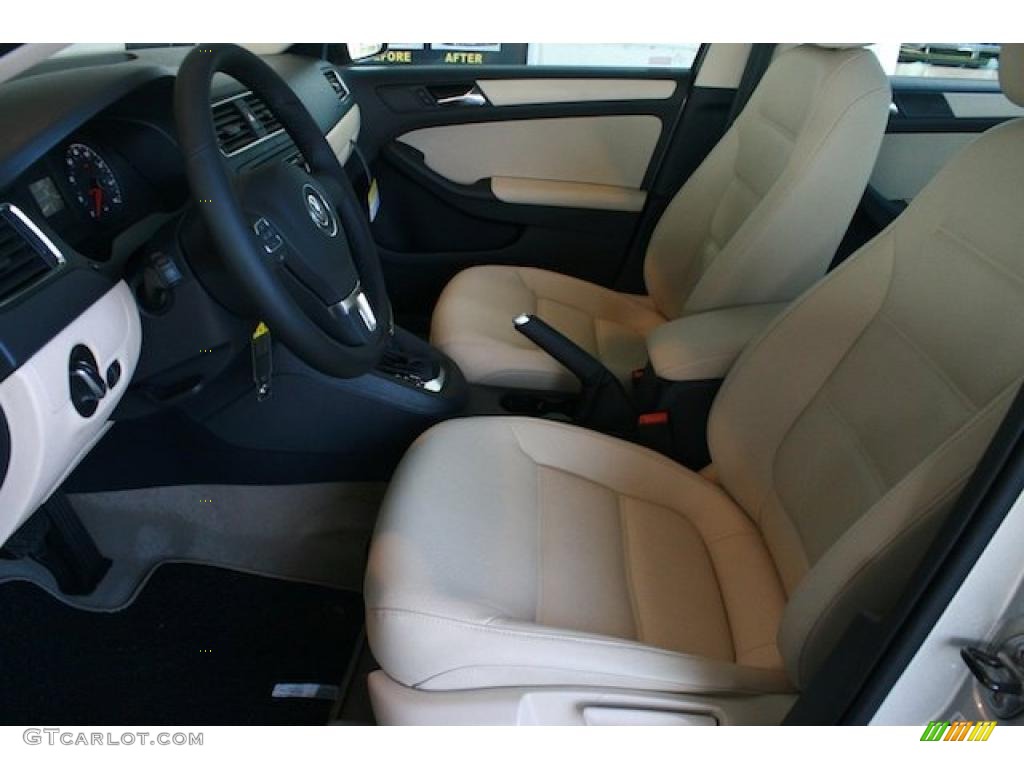 Cornsilk Beige Interior 2011 Volkswagen Jetta SE Sedan Photo #42514923