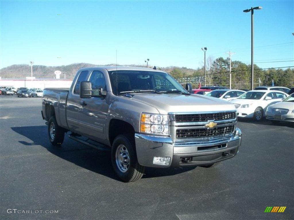 2009 Silverado 2500HD LT Extended Cab 4x4 - Silver Birch Metallic / Ebony photo #4