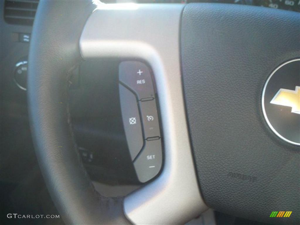 2009 Chevrolet Silverado 2500HD LT Extended Cab 4x4 Controls Photo #42515388