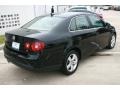 Black - Jetta SE Sedan Photo No. 7