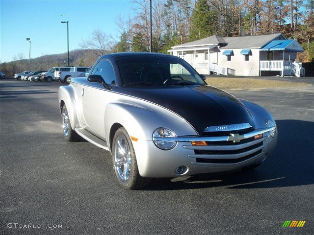 Smokin' Asphalt/Ricochet Silver Metallic 2006 Chevrolet SSR Standard SSR Model Exterior Photo #42516004