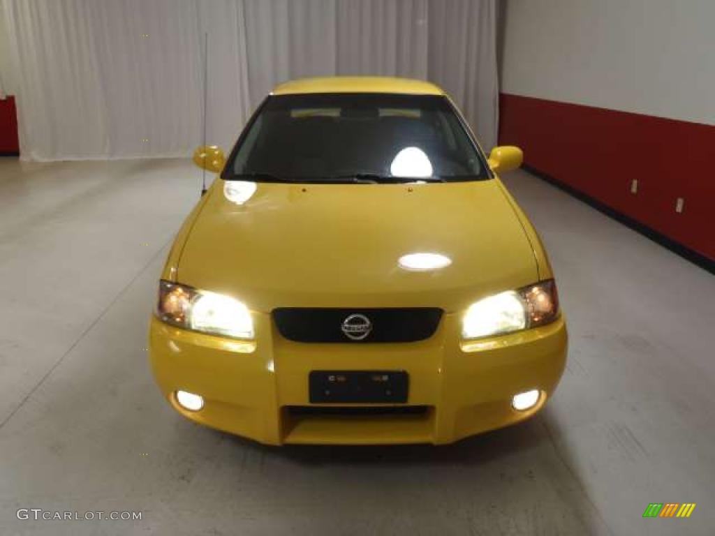 2003 Sentra SE-R Spec V - Sunburst Yellow / Stone Gray photo #2