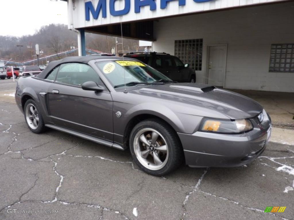 2004 Mustang GT Convertible - Dark Shadow Grey Metallic / Dark Charcoal photo #2