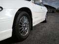 Arctic White - Grand Prix GT Sedan Photo No. 3