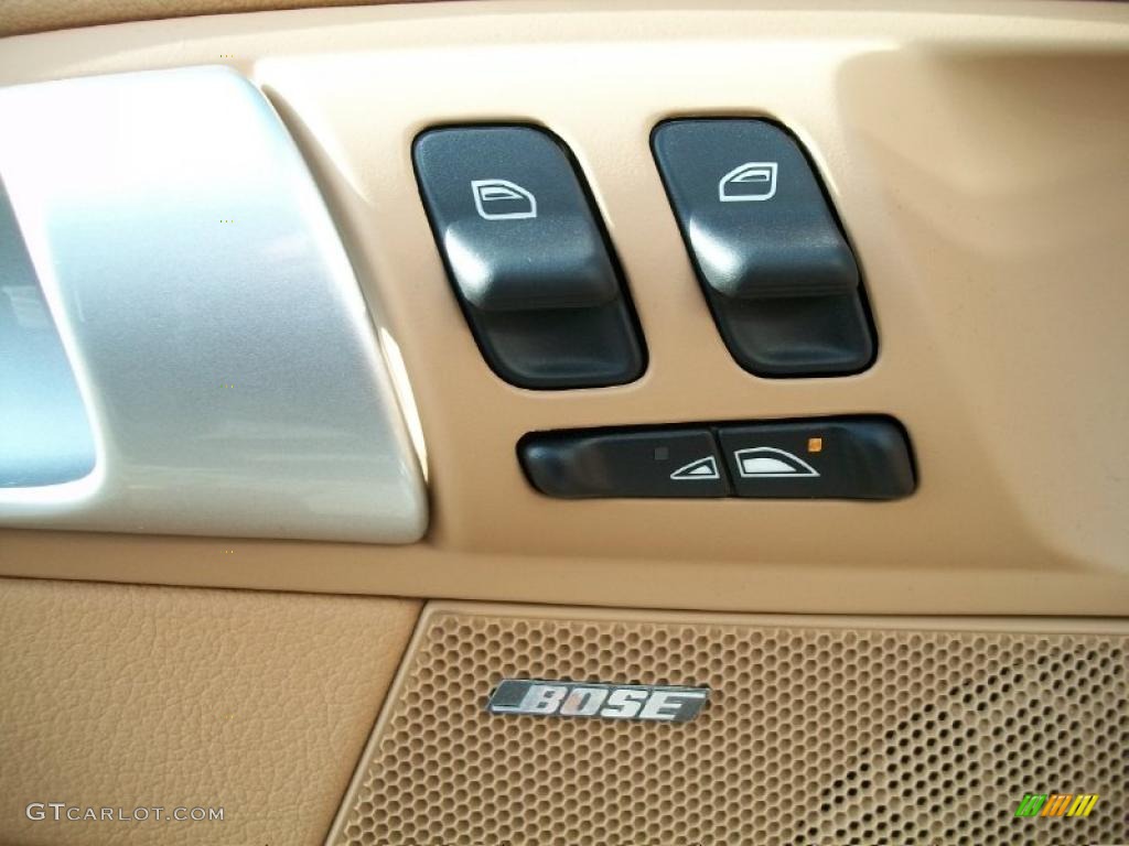2011 Porsche 911 Carrera 4S Cabriolet Controls Photo #42523853