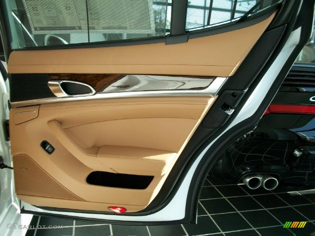 2011 Porsche Panamera Turbo Luxor Beige Door Panel Photo #42524573