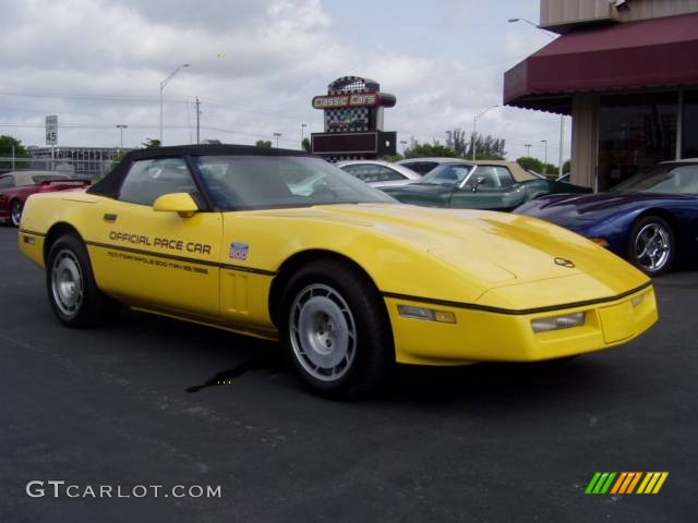 1986 Corvette Convertible - Yellow / Black photo #1