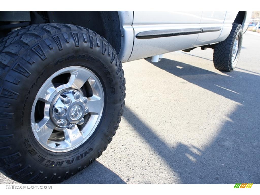 2005 Ram 2500 SLT Quad Cab 4x4 - Bright Silver Metallic / Dark Slate Gray photo #33