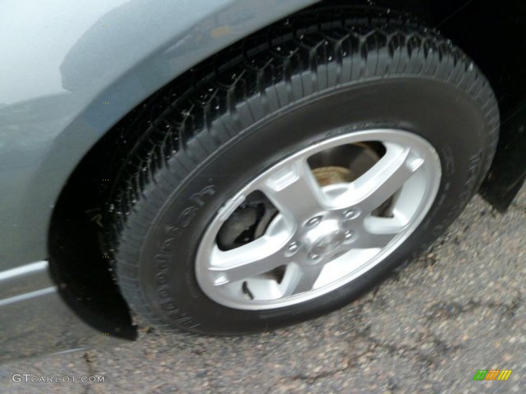 2005 Impala LS - Medium Gray Metallic / Medium Gray photo #6