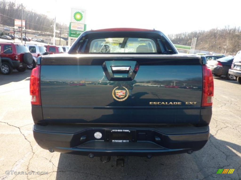 2005 Escalade EXT AWD - Rip Tide Blue / Pewter photo #3