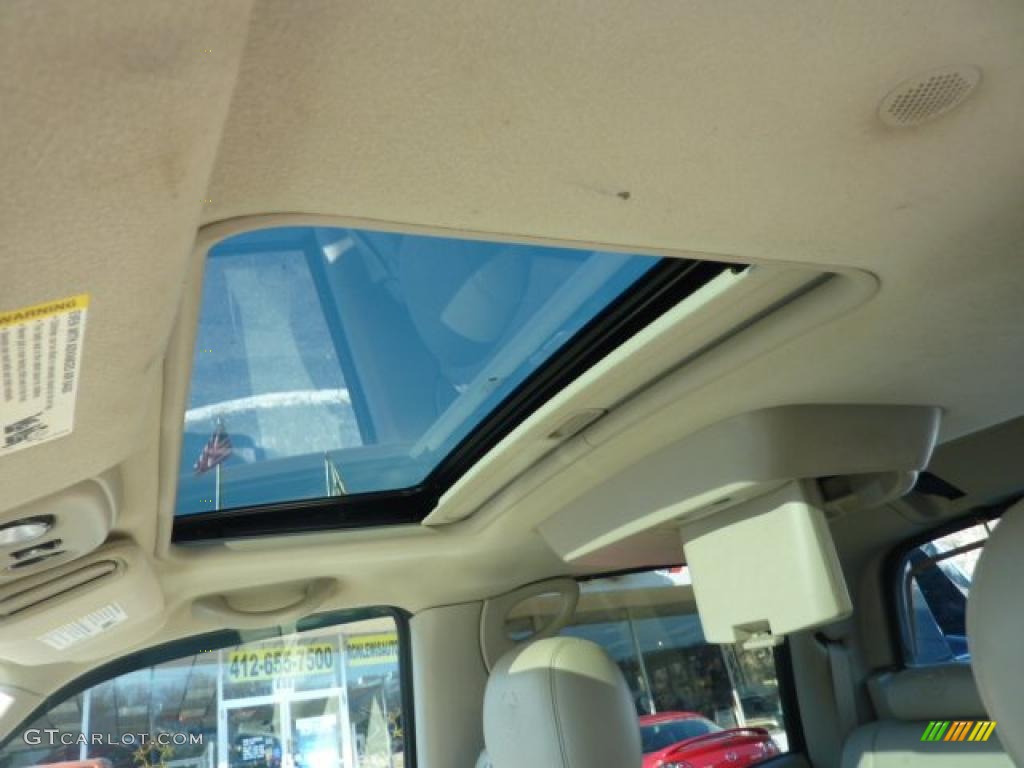 2005 Escalade EXT AWD - Rip Tide Blue / Pewter photo #22