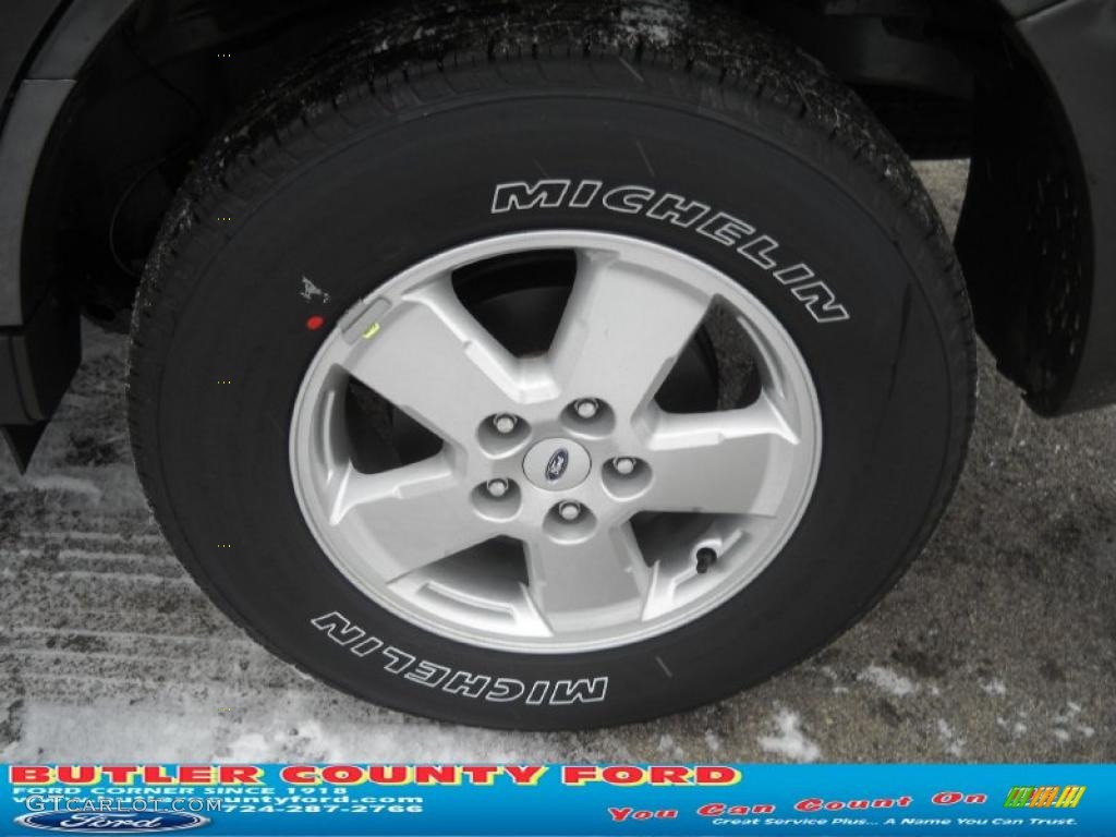 2011 Escape XLT 4WD - Sterling Grey Metallic / Charcoal Black photo #15