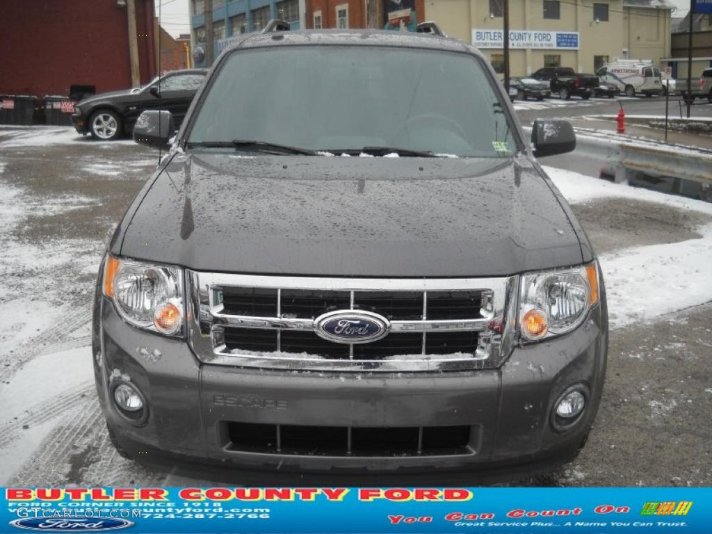 2011 Escape XLT 4WD - Sterling Grey Metallic / Charcoal Black photo #20