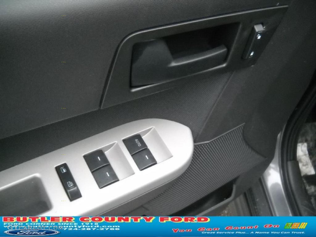 2011 Escape XLT 4WD - Sterling Grey Metallic / Charcoal Black photo #21