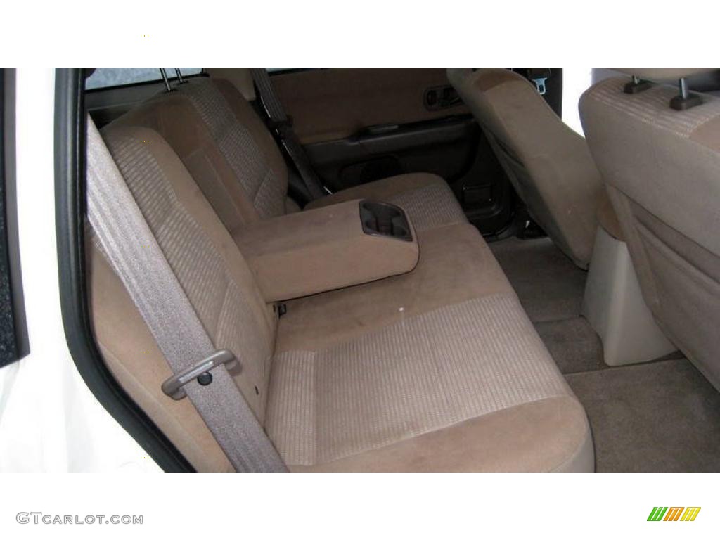 2003 Montero Sport XLS 4x4 - Summit White / Tan photo #14