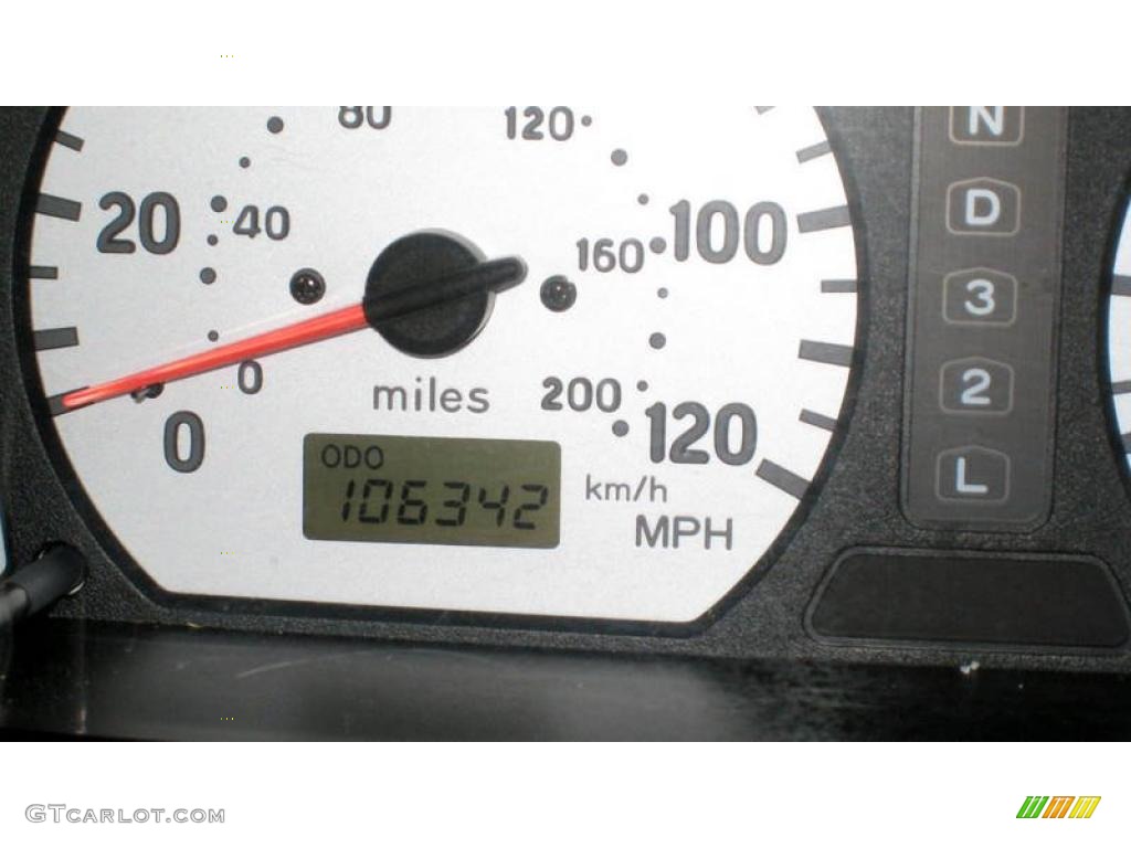 2003 Montero Sport XLS 4x4 - Summit White / Tan photo #19