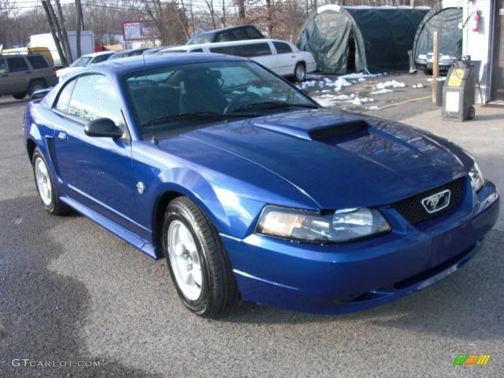 2004 Mustang V6 Coupe - Sonic Blue Metallic / Dark Charcoal photo #2