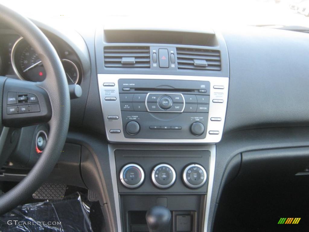 2011 Mazda MAZDA6 i Sport Sedan Controls Photo #42545701