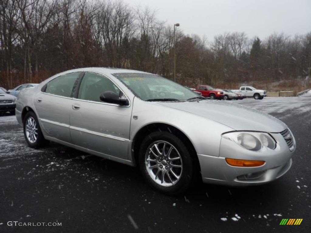 2001 300 M Sedan - Bright Silver Metallic / Dark Slate Gray photo #1