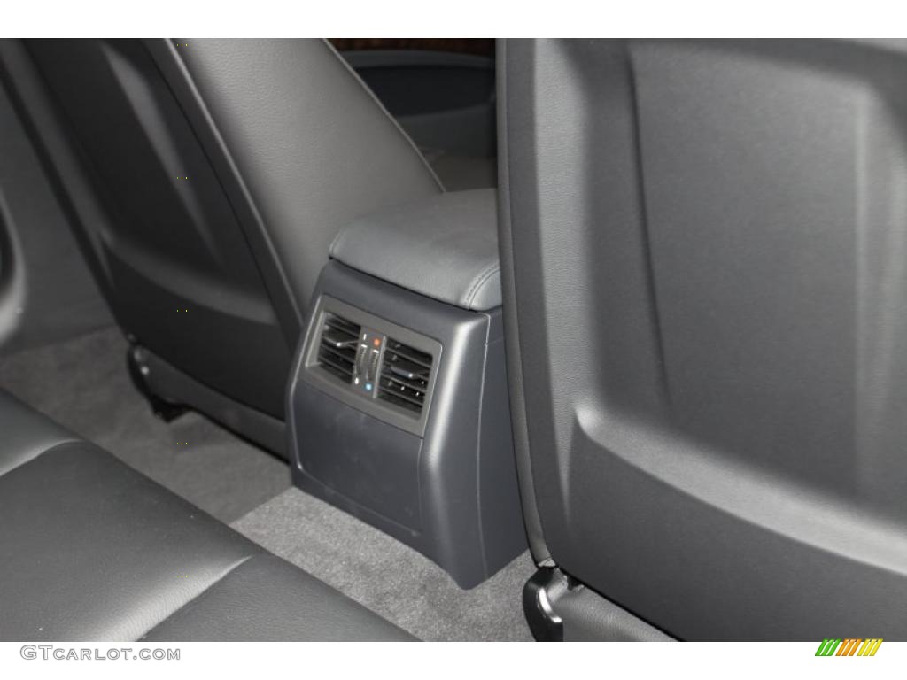 2011 3 Series 328i Sedan - Titanium Silver Metallic / Black photo #11