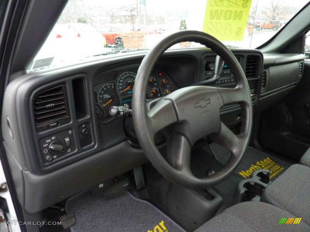 Dark Charcoal Interior 2004 Chevrolet Silverado 1500 Regular Cab 4x4 Photo #42552153