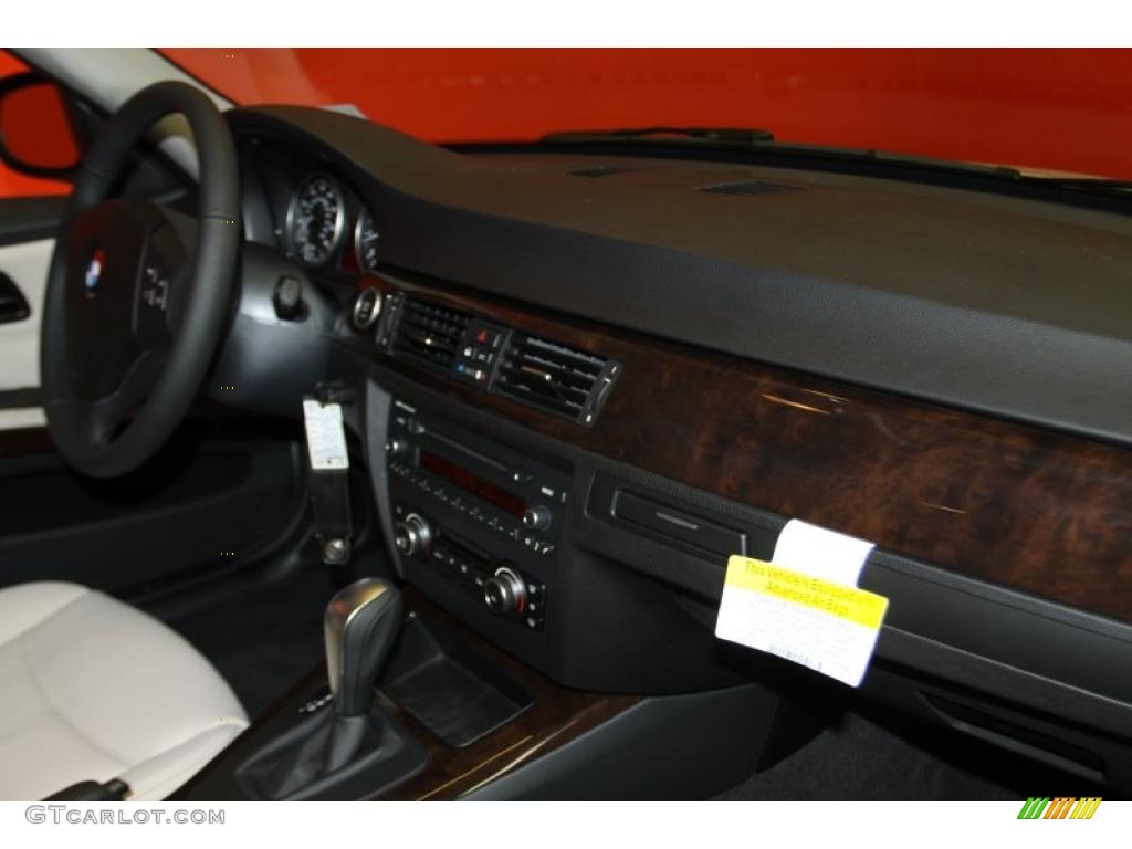 2011 3 Series 328i Sedan - Titanium Silver Metallic / Oyster/Black Dakota Leather photo #14