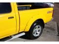 2002 Solar Yellow Nissan Frontier SC Crew Cab 4x4  photo #21