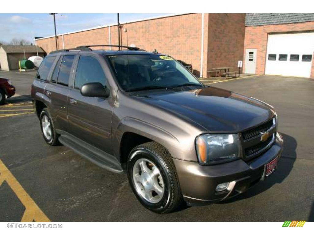 2008 TrailBlazer LT 4x4 - Desert Brown Metallic / Ebony photo #1