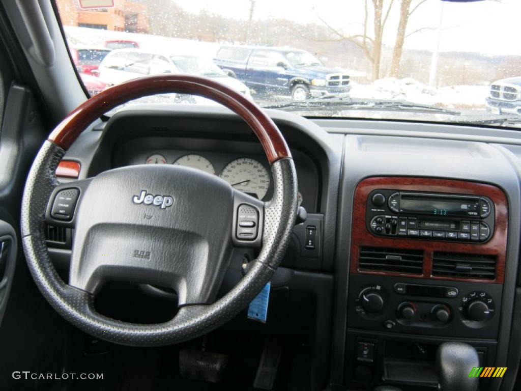 2004 Grand Cherokee Overland 4x4 - Bright Silver Metallic / Dark Slate Gray photo #4