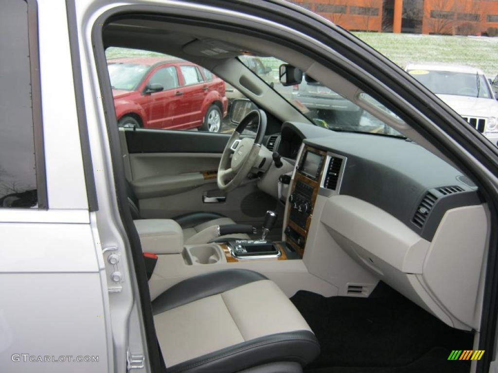 Dark Slate Gray/Light Graystone Interior 2008 Jeep Grand Cherokee Limited 4x4 Photo #42561833