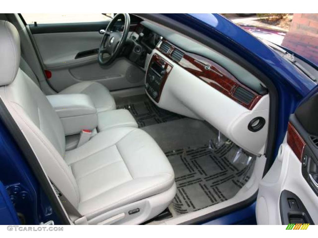 2006 Impala LTZ - Laser Blue Metallic / Gray photo #19