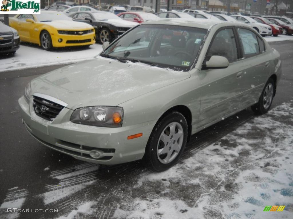 2004 Elantra GLS Sedan - Sea Shell Green / Beige photo #7