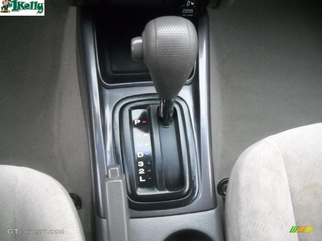 2004 Elantra GLS Sedan - Sea Shell Green / Beige photo #18