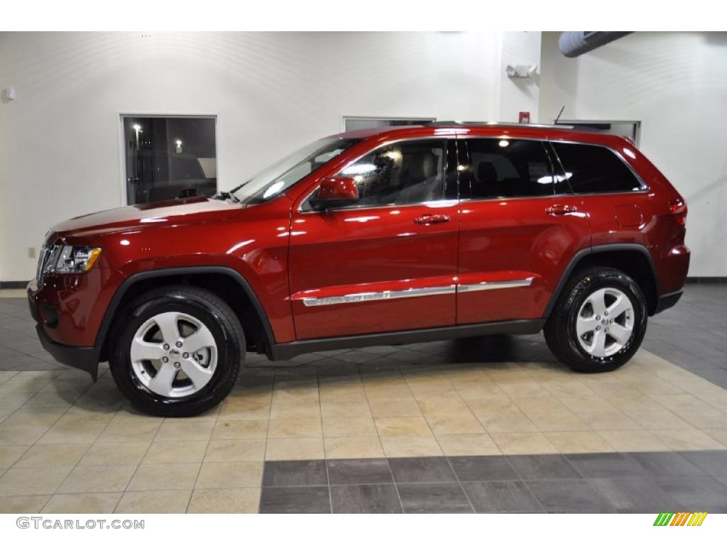 2011 Grand Cherokee Laredo X Package - Inferno Red Crystal Pearl / Dark Graystone/Medium Graystone photo #1