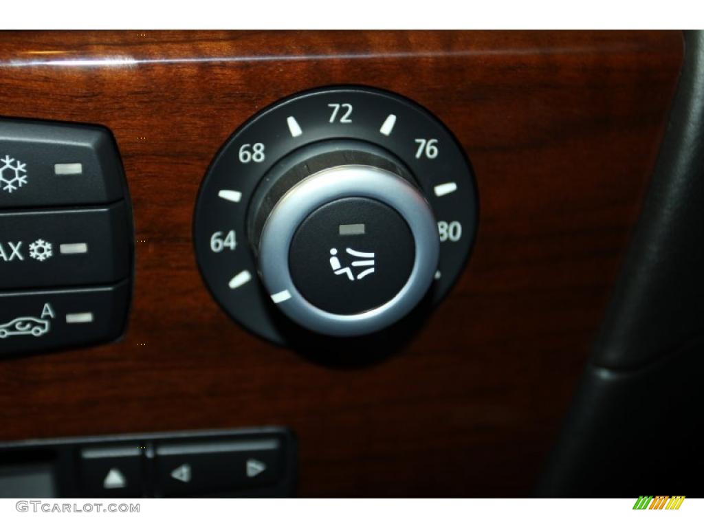 2009 BMW M6 Coupe Controls Photo #42569667