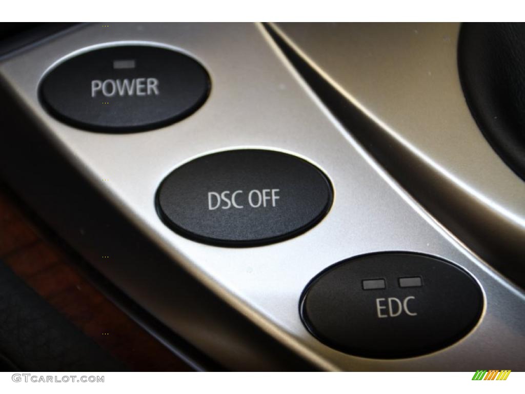 2009 BMW M6 Coupe Controls Photo #42569772