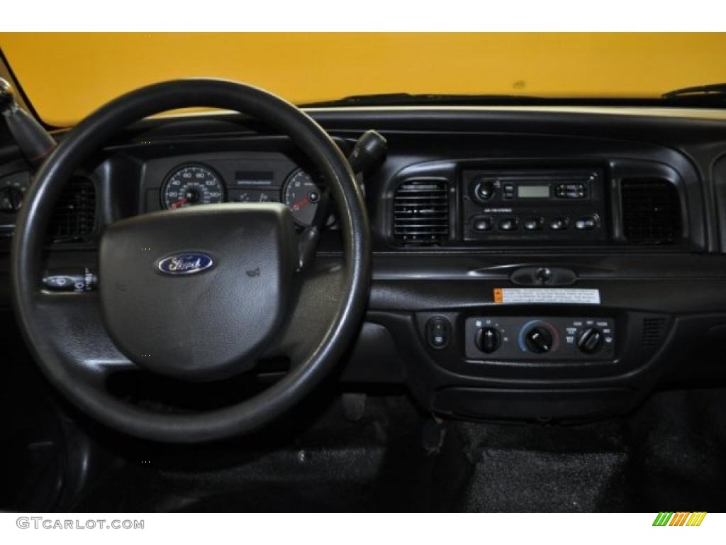 2008 Ford Crown Victoria Police Interceptor Charcoal Black Dashboard Photo #42572538