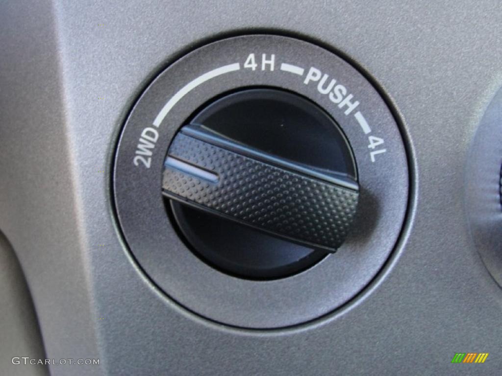 2011 Toyota Tundra CrewMax 4x4 Controls Photo #42573322