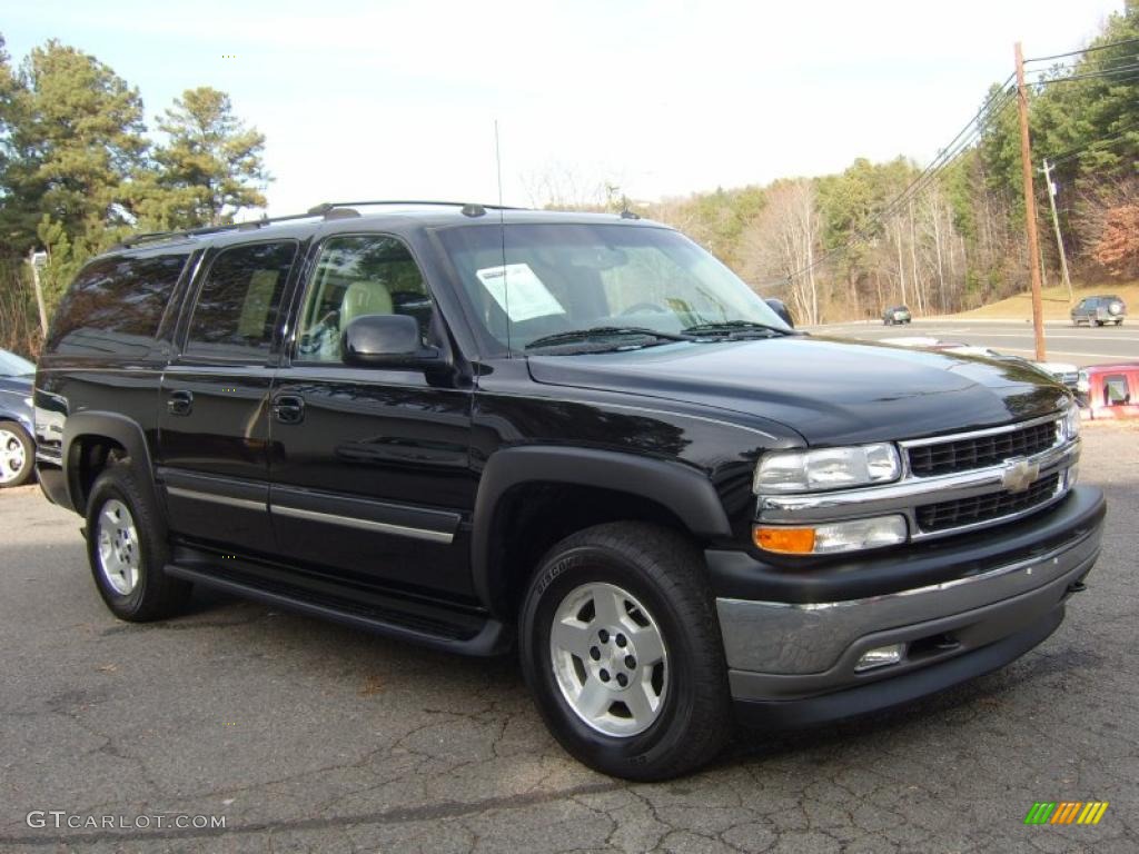 2005 Suburban 1500 LT 4x4 - Black / Gray/Dark Charcoal photo #3