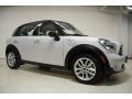 Light White - Cooper Countryman Photo No. 2