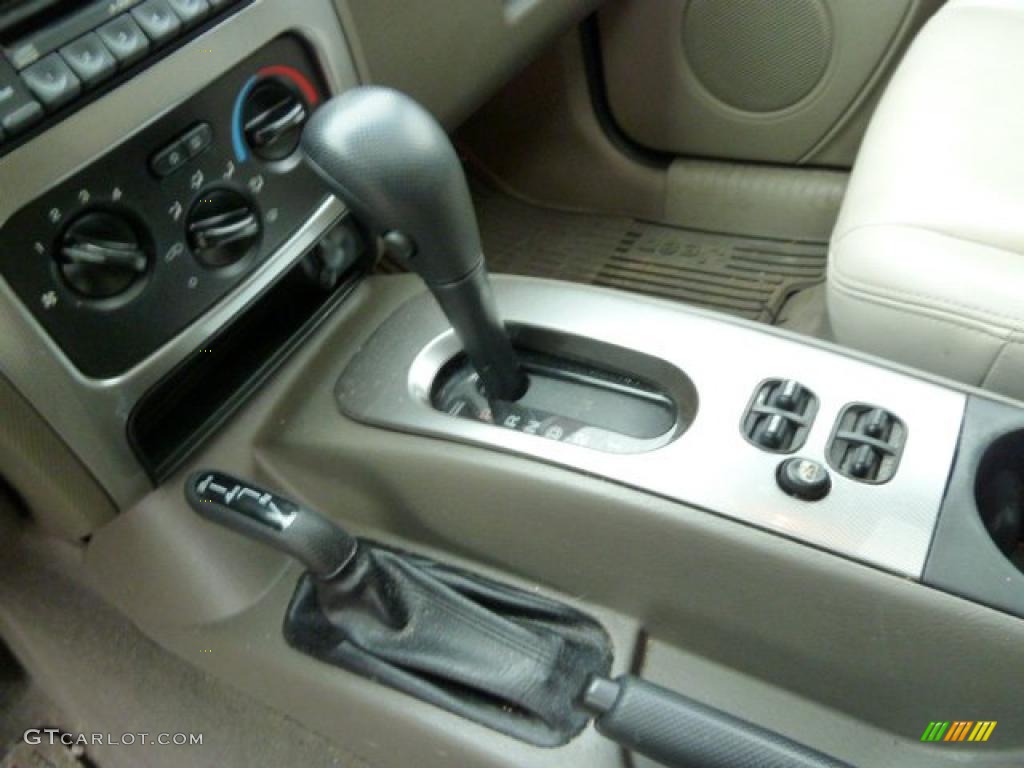 2006 Jeep Liberty Renegade 4x4 Transmission Photos