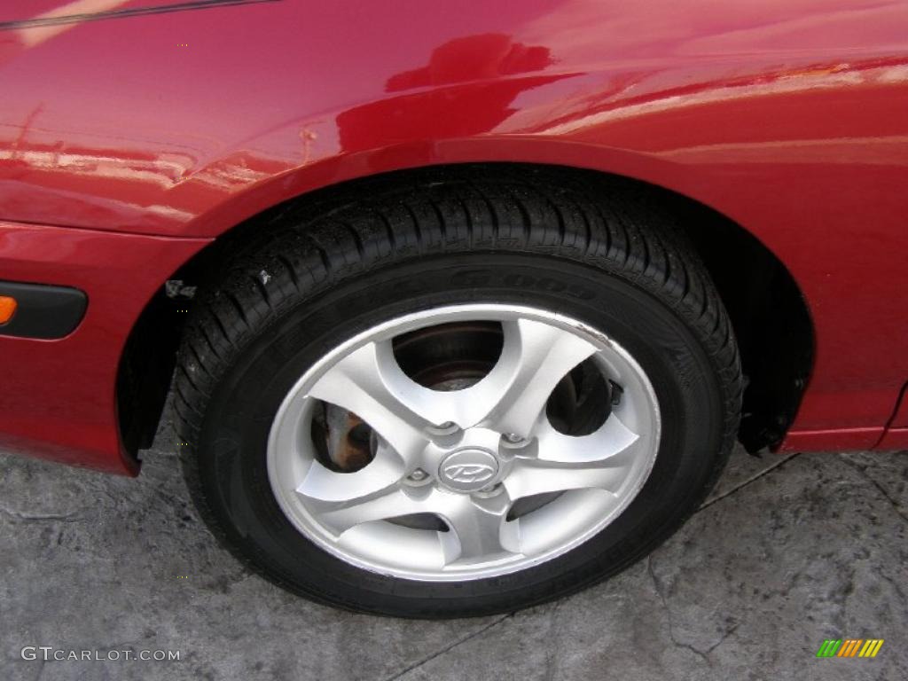2004 Elantra GT Hatchback - Crimson Dark Red / Dark Gray photo #3